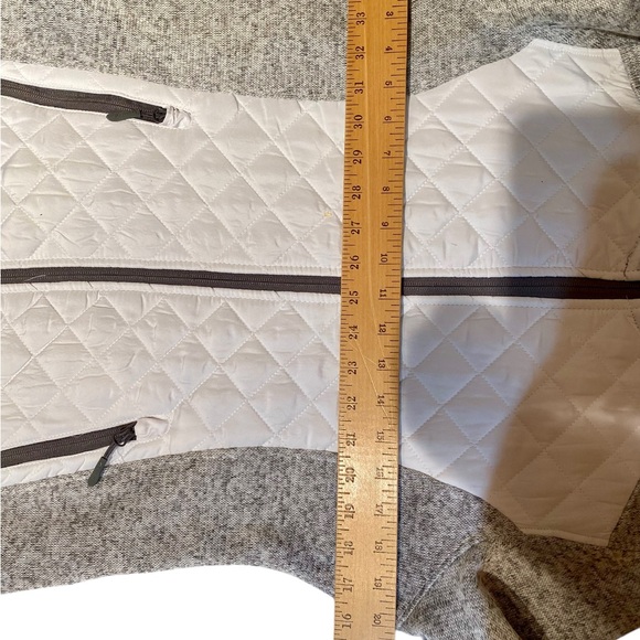 Reebok new zip up quilter and knit jacket - Picture 5 of 6